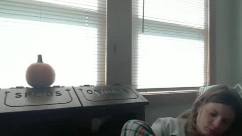 Snapshot of sabrinalexington chatting on 10-05-25, 03:32 Sabrina online show from 10-05-25, 03:32
