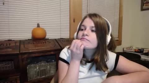Snapshot of sabrinalexington chatting on 10-07-25, 11:35 Sabrina online show from 10-07-25, 11:35