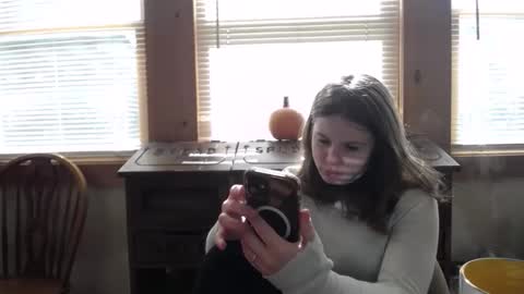Snapshot of sabrinalexington chatting on 10-17-25, 03:58 Sabrina online show from 10-17-25, 03:58