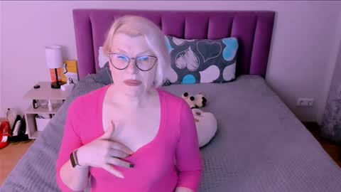 Sabrina MacMarren online show from 10-02-25, 05:09