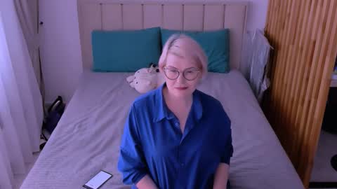 Sabrina MacMarren online show from 03-04-26, 07:58