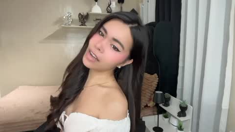 sabrinamadonna54 online show from 06-08-26, 09:37