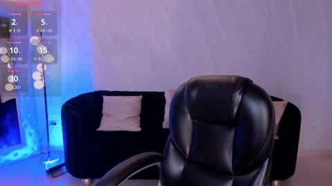 Snapshot of sabrinamontclair chatting on 07-11-26, 08:22 Sabrina M online show from 07-11-26, 08:22