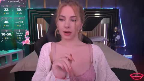 Snapshot of sabrinamuse chatting on 09-10-25, 08:31 Sabrina online show from 09-10-25, 08:31