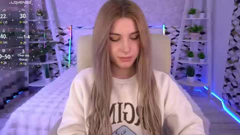 Snapshot of sabrinamuse chatting on 04-24-26, 06:49 Sabrina online show from 04-24-26, 06:49