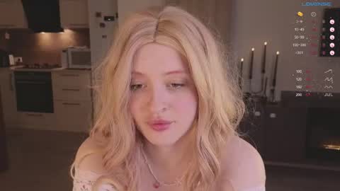 Hello im Sabrina  online show from 04-16-26, 07:36