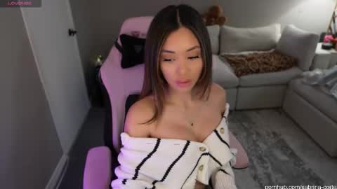 Snapshot of sabrinasarcade chatting on 02-12-26, 05:41 Sabrina online show from 02-12-26, 05:41