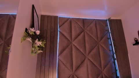 Snapshot of sabrinaspell_ chatting on 10-10-25, 11:31 S A B R I N A online show from 10-10-25, 11:31