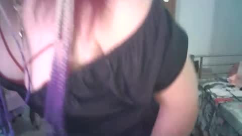 SabrinaXlovess online show from 04-07-26, 06:30