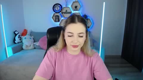 Sabrina Violet online show from 10-17-25, 08:17