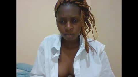 Snapshot of sabsexy5 chatting on 04-22-26, 12:35 sabsexy5 online show from 04-22-26, 12:35