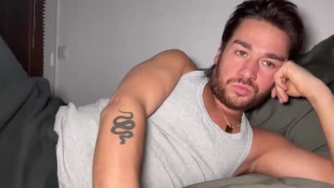 Sachaa online show from 01-26-25, 03:47