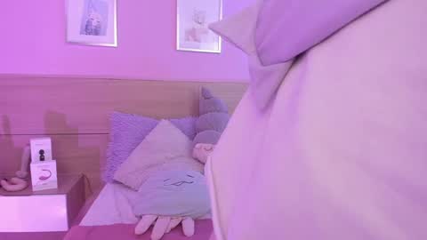 Snapshot of sachi_meow chatting on 02-07-25, 12:42 Ig online show from 02-07-25, 12:42