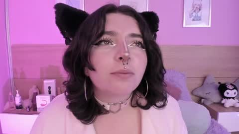 Snapshot of sachi_meow chatting on 02-23-25, 07:38 Ig online show from 02-23-25, 07:38