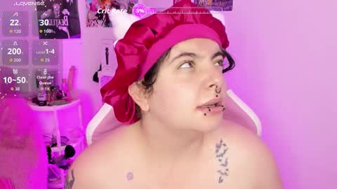 Snapshot of sachi_meow chatting on 11-09-25, 08:45 Ig online show from 11-09-25, 08:45