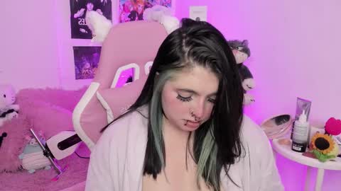 Ig  online show from 12-17-25, 05:41