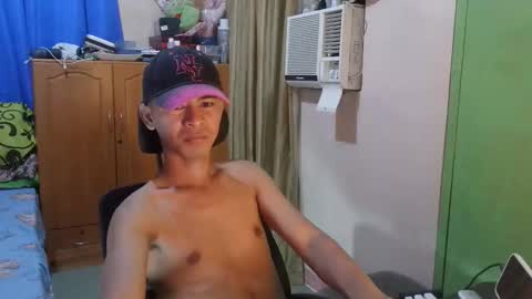 Sachu01 online show from 04-17-26, 11:46