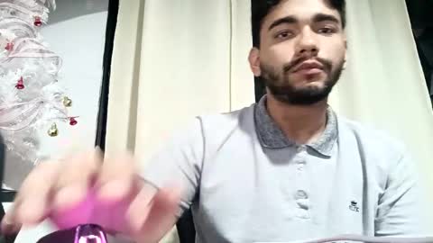 Snapshot of sack_rojas chatting on 12-05-24, 06:43 Sack online show from 12-05-24, 06:43