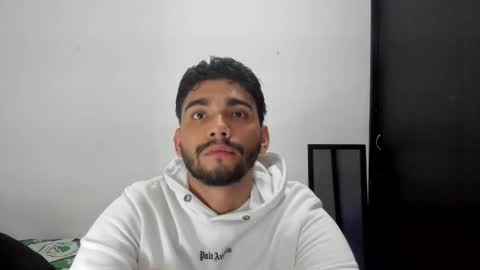 Snapshot of sack_rojas chatting on 12-08-24, 03:53 Sack online show from 12-08-24, 03:53
