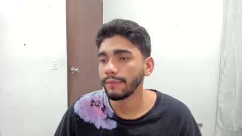 Snapshot of sack_rojas chatting on 02-11-25, 06:30 Sack online show from 02-11-25, 06:30