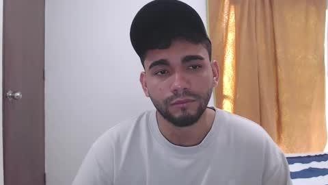 Snapshot of sack_rojas chatting on 10-16-25, 04:41 Sack online show from 10-16-25, 04:41