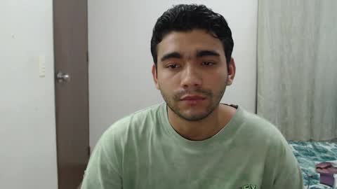 Snapshot of sack_rojas chatting on 11-29-25, 11:19 Sack online show from 11-29-25, 11:19