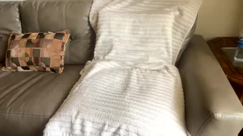 R online show from 02-22-25, 07:36