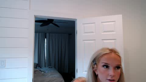 sadieeblake online show from 04-02-26, 09:01