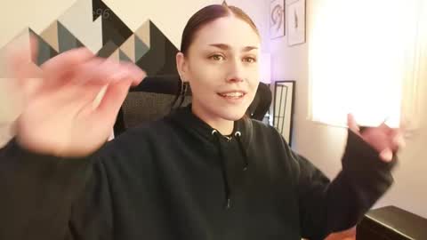 Snapshot of sadierenee96 chatting on 02-20-25, 08:25 Sadie Renee online show from 02-20-25, 08:25