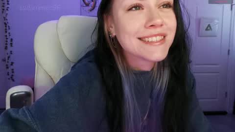 Snapshot of sadierenee96 chatting on 11-06-25, 12:11 Sadie Renee online show from 11-06-25, 12:11