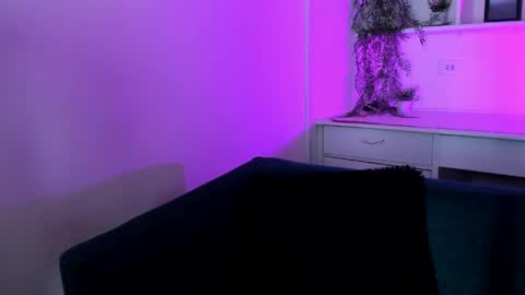 Cami online show from 04-17-26, 07:06