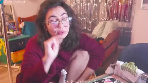 Snapshot of safaeri chatting on 12-16-24, 11:50 Safa online show from 12-16-24, 11:50