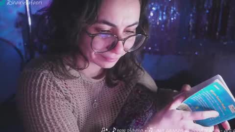 Snapshot of safaeri chatting on 12-24-24, 01:59 Safa online show from 12-24-24, 01:59