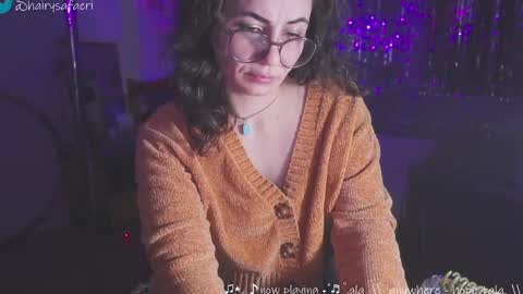 Snapshot of safaeri chatting on 01-08-25, 11:09 Safa online show from 01-08-25, 11:09