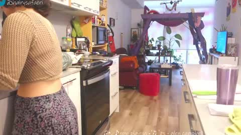 Snapshot of safaeri chatting on 02-27-25, 08:31 Safa online show from 02-27-25, 08:31