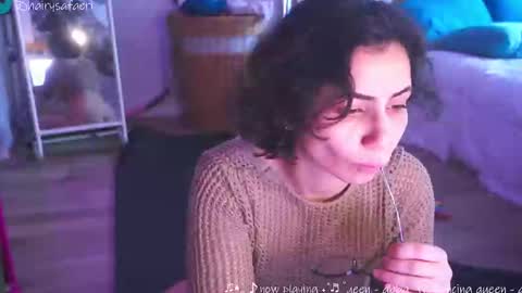 Snapshot of safaeri chatting on 03-07-25, 10:54 Safa online show from 03-07-25, 10:54