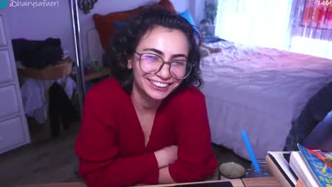 Snapshot of safaeri chatting on 12-05-25, 07:54 Safa online show from 12-05-25, 07:54