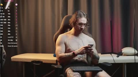 Adam online show from 02-09-25, 06:54