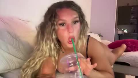 Shaina Blue online show from 06-06-26, 01:11