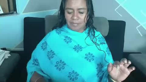 Snapshot of saggil_0385 chatting on 05-09-26, 06:18 saggil_0385 online show from 05-09-26, 06:18