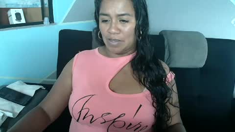 Snapshot of saggil_0385 chatting on 06-18-26, 08:46 saggil_0385 online show from 06-18-26, 08:46