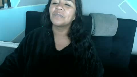 Snapshot of saggil_0385 chatting on 07-04-26, 10:10 saggil_0385 online show from 07-04-26, 10:10