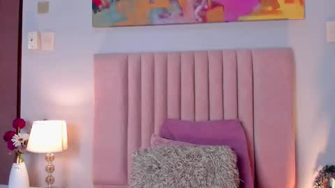 Sagira Belle online show from 10-24-25, 06:37