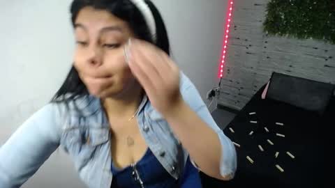 Snapshot of sago_dupont chatting on 10-13-25, 05:46 sago_dupont online show from 10-13-25, 05:46