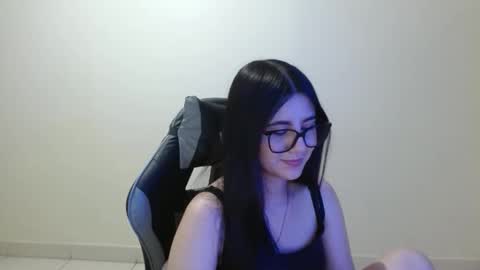 Sahaliefox  online show from 01-12-26, 06:57