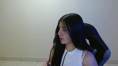 Sahaliefox  online show from 05-28-26, 09:12