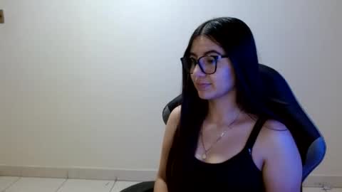 Snapshot of sahaliefox_ chatting on 07-20-26, 10:56 Sahaliefox online show from 07-20-26, 10:56