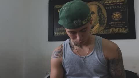 Snapshot of sahara_n_thiago chatting on 09-25-25, 11:36 Sahara y Thiago online show from 09-25-25, 11:36