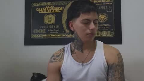 Snapshot of sahara_n_thiago chatting on 10-21-25, 11:00 Sahara y Thiago online show from 10-21-25, 11:00