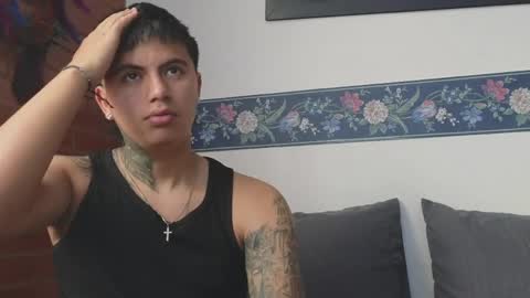 Sahara y Thiago online show from 04-07-26, 12:27